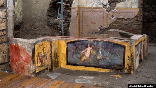 This image provided by the Pompeii Archeological park press office shows the thermopolium in the Pompeii archeological park, near Naples, Italy. @Luigi Spina (Courtesy)