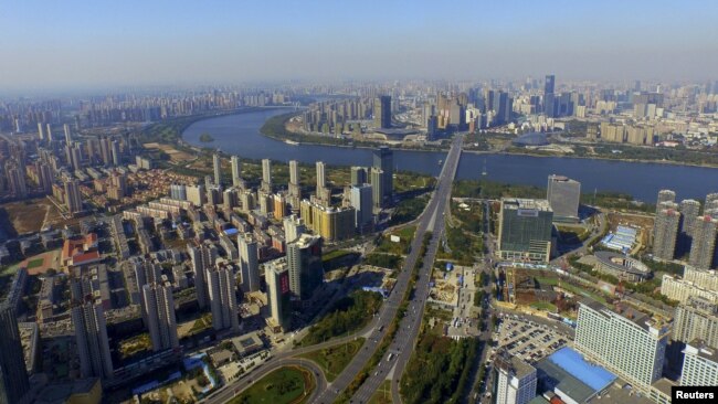 中国辽宁省工业城市沈阳 - 资料照片