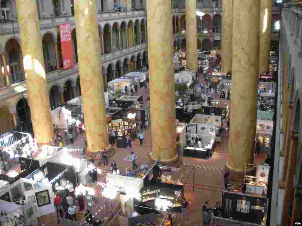 The 2013 Smithsonian Craft Show, National Building Museum, Washington, D.C. 