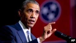 바락 오바마 미국 대통령이 9일 테네시주 펠리시피주 커뮤니티 대학에서 무료 2년제 대학 설립 구상을 발표하고 있다.