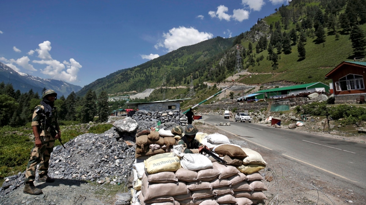 印度增兵中印边境，中国外交部：不利于边境和平与安宁