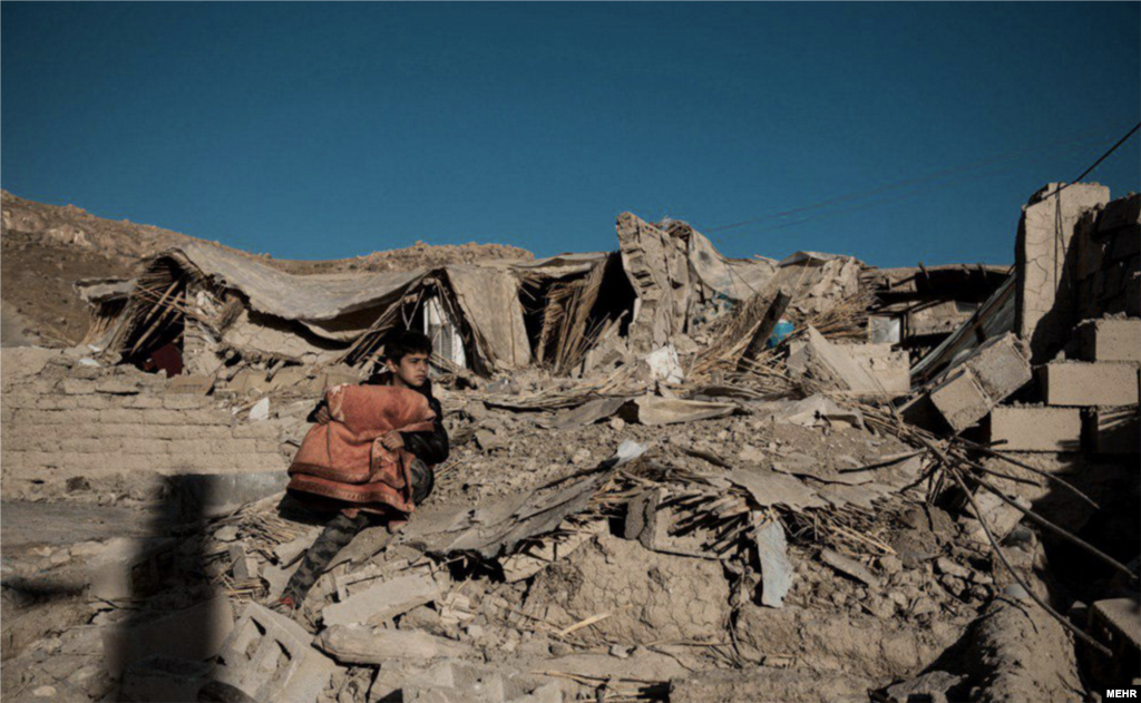 سه روز پس از وقوع زلزله هولناک ۷.۳ ریشتری در کرمانشاه عکس: مسعود محمدی 