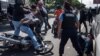 Le photojournaliste de Reuters, Oswaldo Rivas, agressé par un paramilitaire à Managua, au Nicaragua. Dimanche 14 octobre 2018
