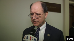 Democratic Congressman Brad Sherman speaks to VOA’s Persian Service on the sidelines of a briefing to members of the Organization of Iranian-American Communities (OIAC) at the Rayburn House Office Building in Washington, Jan. 24, 2017.