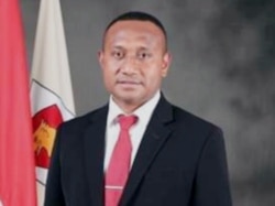 Wakil Ketua Pansus Otonomi Khusus Papua DPR, Yan Permenas Mandenas.(foto: pribadi)