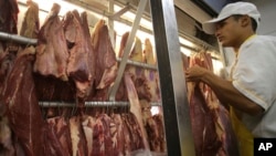 La exportación de carne brasileña a EE.UU. fue suspendida por el Departamento de Agricultura debido a cuestiones de higiene.