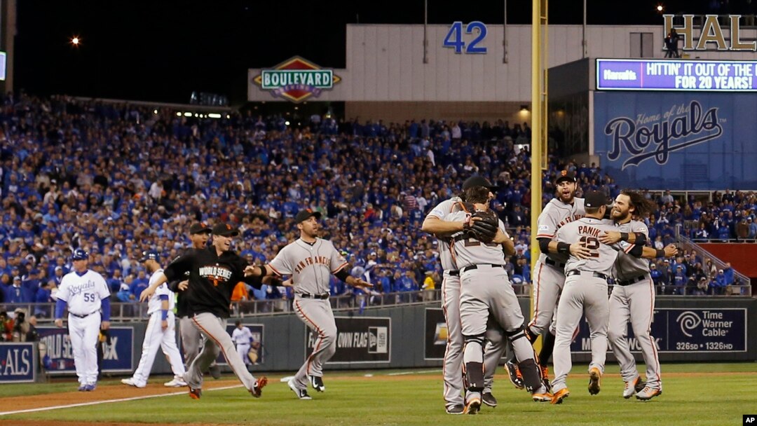 Giants beat Royals 3-2, win World Series