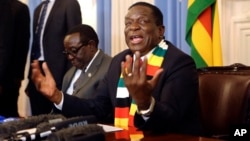 Zimbabwean President elect Emmerson Mnangagwa addresses a press conference in Harare, Aug, 3, 2018.