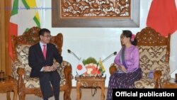 ဂျပန်နိုင်ငံခြားရေးဝန်ကြီး Taro Kono နှင့် နိုင်ငံတော် အတိုင်ပင်ခံပုဂ္ဂိုလ်