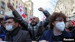 Грузинская оппозиция протестует против ареста лидера партии "ЕНД" Ники Мелия. Тбилиси, 26 февраля 2021. 