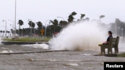 Hurricane Isaac Makes Landfall