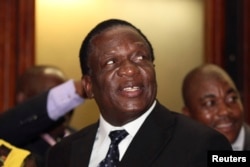 2014年12月10日，津巴布韦副总统埃默森·姆南加古瓦在哈拉雷。他将出任新总统。