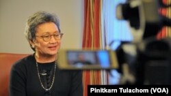 Thailand’s Minister of Commerce Apiradi Tantraporn talks with VOA Thai during her visits in Washington, DC. Oct 4, 2017. 