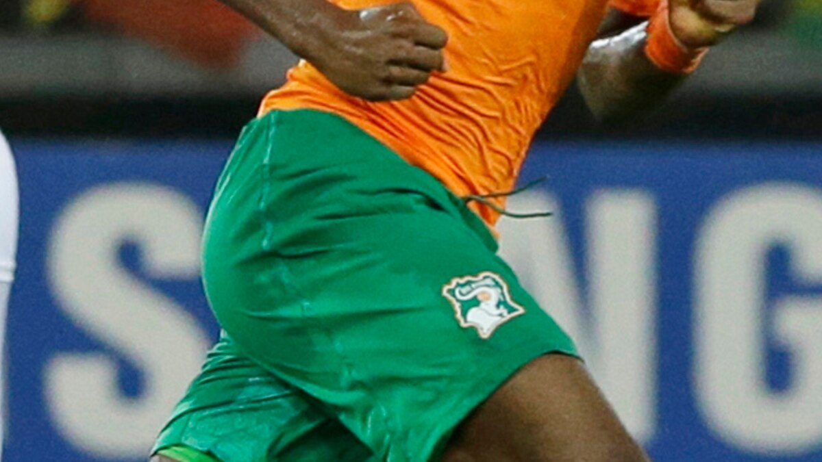 Côte d'Ivoire : un footballeur décède en plein match – Foot Azimuts