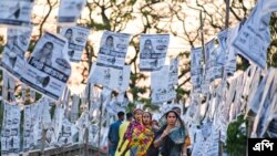 দলীয় সরকারের অধীনে নির্বাচনে কি ভোটারদের মাঝে উৎসাহ-উদ্দিপনা দেখা যাবে? (ফাইল ফটো - ২০২১ সালের ইউপি নির্বাচনের দৃশ্য, মুন্সিগঞ্জ থেকে)।