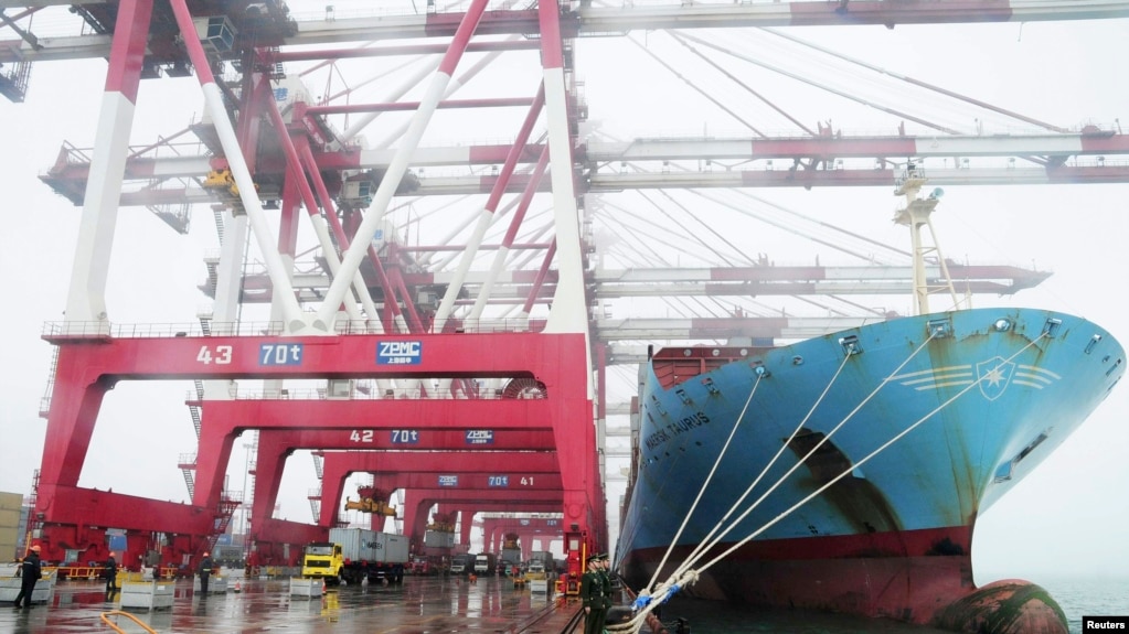 Ảnh tư liệu - Tàu vận tải của Trung Quốc tại cảng Qingdao, tỉnh Shandong ngày 10/4/ 2012.