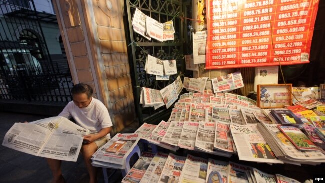 nhiều nhà báo Việt Nam cho rằng sự kiểm soát của nhà nước làm báo chí bị "cụt đường phát triển"
