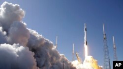 SpaceX 火箭 2019年12月5日在佛羅里達發射升空。