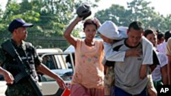 တိုက်ခိုက်မှု အသစ်တွေကြောင့် မြန်မာဒုက္ခသည်တွေ ထိုင်းဘက် ထွက်ပြေး