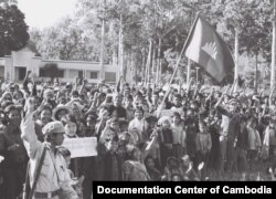 Pictured here in January 1979, Cambodians gather on the grounds of the longtime Royal House in Siem Reap town, days after the Khmer Rouge regime collapsed earlier that month. (Courtesy of Documentation Center of Cambodia Archives)