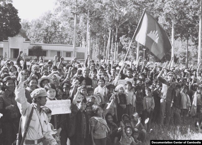 Pictured here in January 1979, Cambodians gather on the grounds of the longtime Royal House in Siem Reap town, days after the Khmer Rouge regime collapsed earlier that month. (Courtesy of Documentation Center of Cambodia Archives)