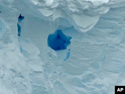 Starting Jan. 6, 2021, a team of scientists are sailing to the massive but melting Thwaites glacier.