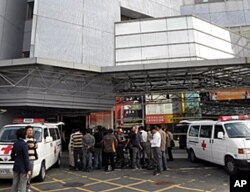 抗议冲突中受伤警员被紧急送往台中澄清医院