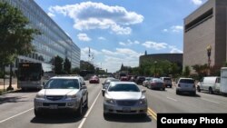 Cars are seen on Independence Ave. in Washington, DC, Aug. 1, 2018. (photo: Diaa Bekheet)