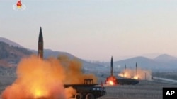 Пуски ракет в Северной Корее. Фото АП