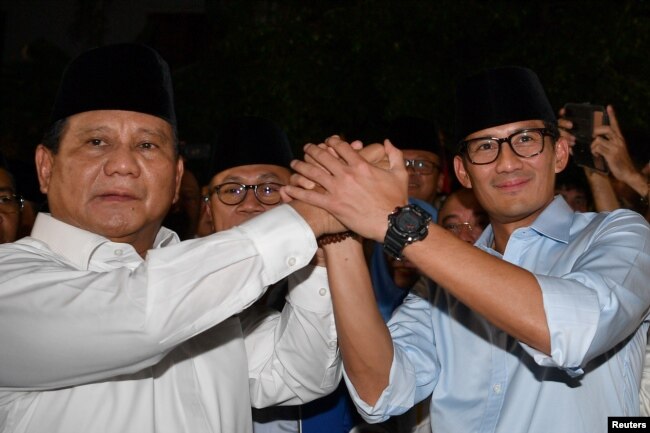 Capres Nomor 02, Prabowo Subianto dan Cawapres Sandiaga Uno (Foto: Reuters).