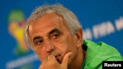 Vahid Halilhodzic lors d'une conférence de presse pendant le Mondial 2014, Brésil le 29 juin 2014.