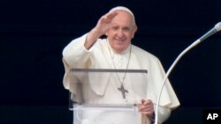 Paus Fransiskus di Vatikan 