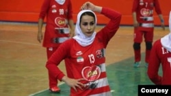 شقایق باپیری، بازیکن هندبال تیم ملی ایران