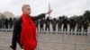 Lãnh đạo biểu tình Belarus nói bị đe dọa trục xuất ​