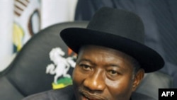 Tổng Thống Nigeria Goodluck Jonathan cam kết sẽ truy lùng những kẻ chịu trách nhiệm về các vụ đánh bom chết người ở thành phố Jos