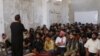 جلسه قرآن و آموزش های مذهبی احرار الشام در یکی از پایگاه های این گروه در استان ادلب - آرشیو