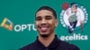 NBA: Le King dépasse encore l'élève, 50e succès des Bucks