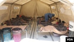 Cholera patients are seen isolated at Budiriro clinic in Harare, Zimbabwe, Sept. 11, 2018. (C. Mavhunga/VOA)