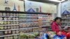 China Pangkas Pajak Impor untuk Makanan, Obat dan Pakaian