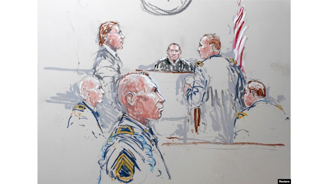 Army Staff Sergeant Robert Bales (3rd L)is seen in a courtroom sketch at Joint Base Lewis-McChord, Washington, Jan. 17, 2013.