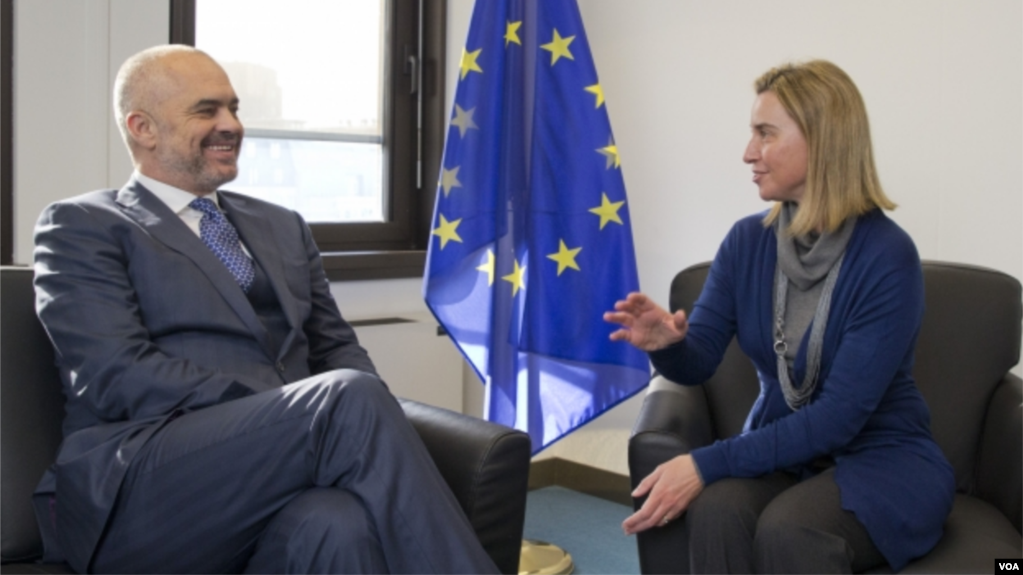 Kryeministri Edi Rama takohet me drejtuesit e Parlamentit dhe Komisionit Europian