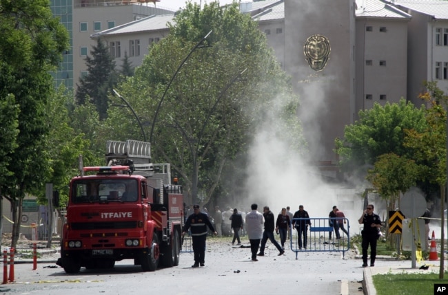Gaziantep'te IŞİD bir polis karakolunu hedef aldı