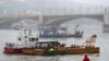 Kapal penyelamat di lokasi kecelakaan kapal yang menewaskan beberapa orang di sungai Danube di Budapest, Hongaria, 30 Mei 2019.