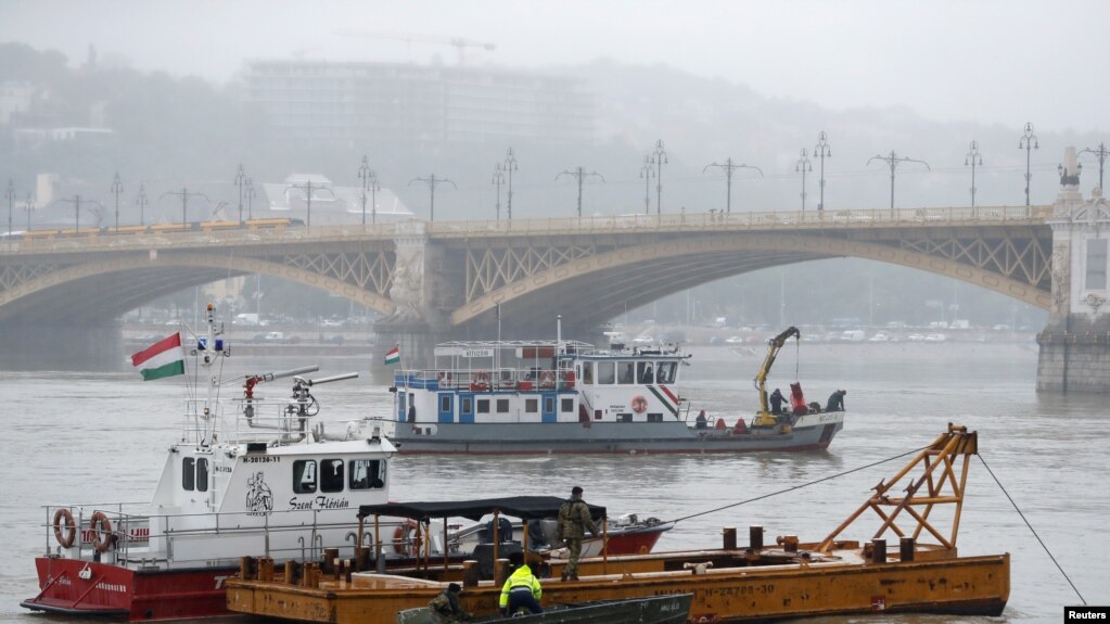 Dhjetëra të vdekur e të zhdukur nga mbytja e anijes në Danub