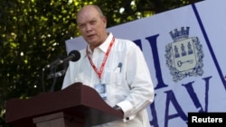 FILE - Cuba's Minister of Foreign Trade and Commerce Rodrigo Malmierca Diaz addresses the audience during the opening ceremony of the International Fair of Havana (FIHAV), in Havana, Nov. 2, 2015. 