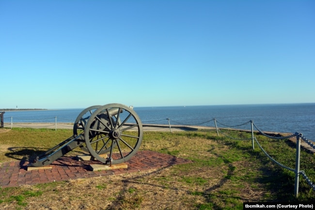 A lone cannon symbolizes the fierce battle that took place on April 12, 1861, when Confederate artillery opened fire on this federal fort in Charleston Harbor, South Carolina, marking it as the day the Civil War began.