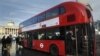 لندن: ڈبل ڈیکر بسوں کے کرائے کے لیے نقد ادائیگی کا خاتمہ