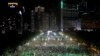香港抗议者谈坚持和平示威 