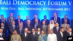 Para menteri luar negeri menghadiri Bali Democracy Forum. (VOA/Muliarta)