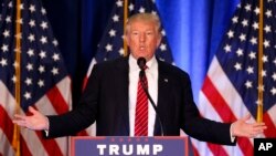Donald Trump memaparkan kebijakan luar negerinya dalam pidatonya di Youngstown, negara bagian Ohio, Senin (15/8).